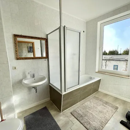 아파트 Komfortables Nahe Hafen