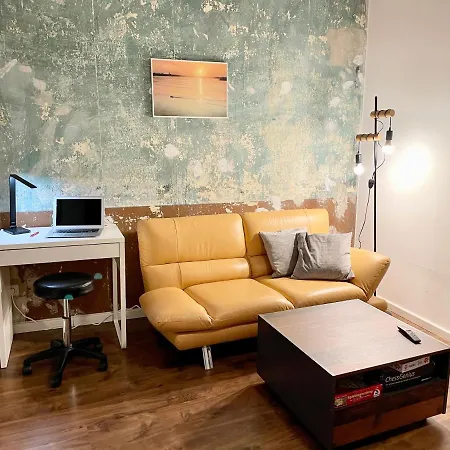 Komfortables Nahe Hafen 아파트 *